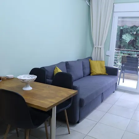 Apartment Entire Metro Park 2 Thessaloniki