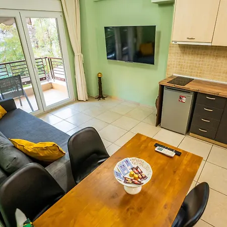 Entire Metro Park 2 *